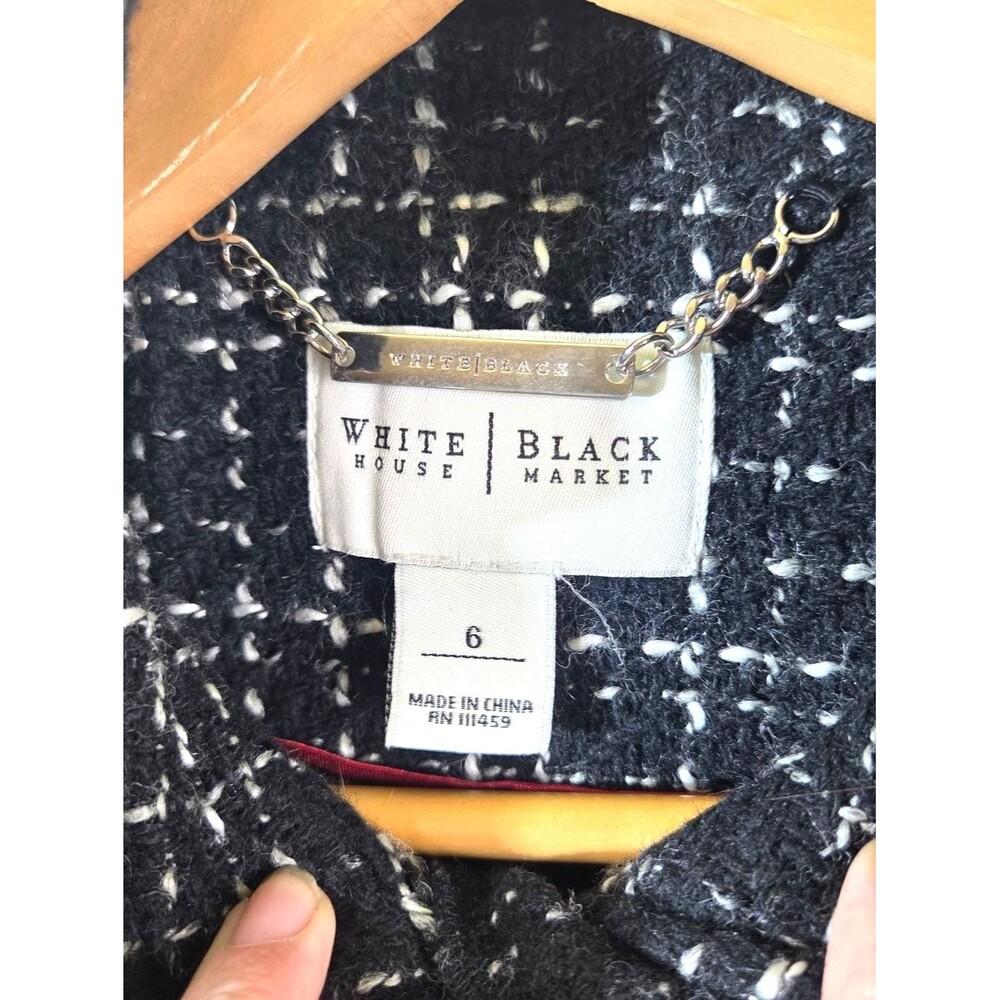 White House Black Market Tweed Long Coat Womens 6 Black White Clasp Front - Picture 16 of 16